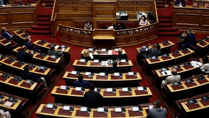 Βουλή: Ξεκινά η συζήτηση και ψήφιση του σ/ν του υπ. Παιδείας για την τριτοβάθμια εκπαίδευση