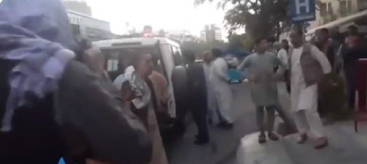 Έκρηξη στην Καμπούλ: Αμερικανοί στρατιώτες ανάμεσα στους τραυματίες (βίντεο)