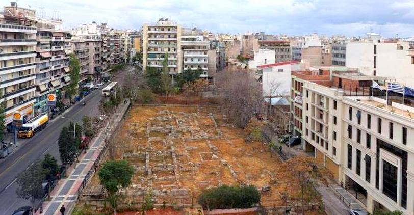 Νέος αρχαιολογικός χώρος στην πλατεία Ροντήρη του Πειραιά