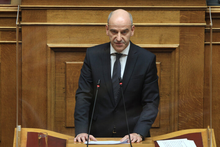 2023: Έτος επενδυτικής βαθμίδας, πολιτικής σταθερότητας και υψηλότερων μισθών - Γράφει ο Φώντας Μπαραλιάκος