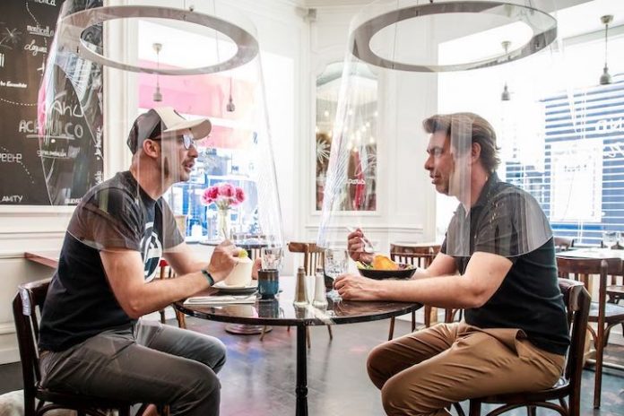 Protection bubbles for customers of restaurants in Paris