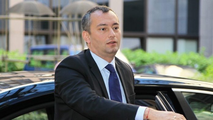 Mladenov