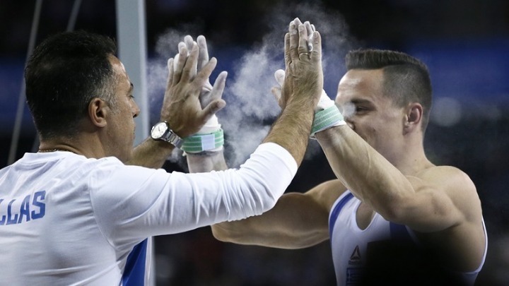 petrounias